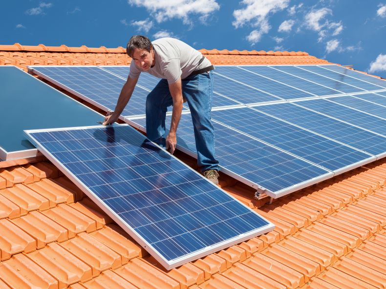 Top Tips to Consider when Comparing Solar Quotes