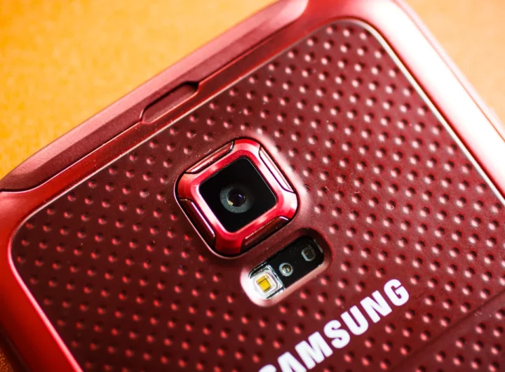 Solutions to Samsung Galaxy S5 Sport won’t charge after overheating issue